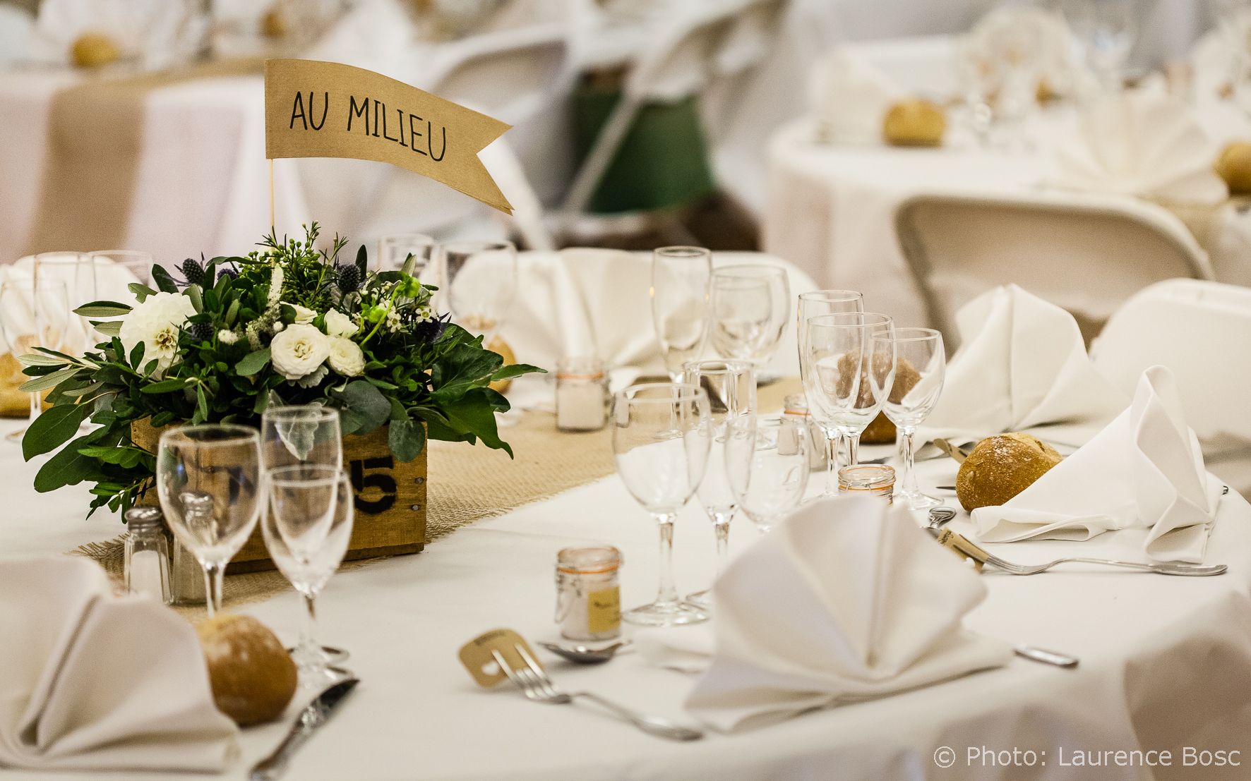 Table dressée pour la réception